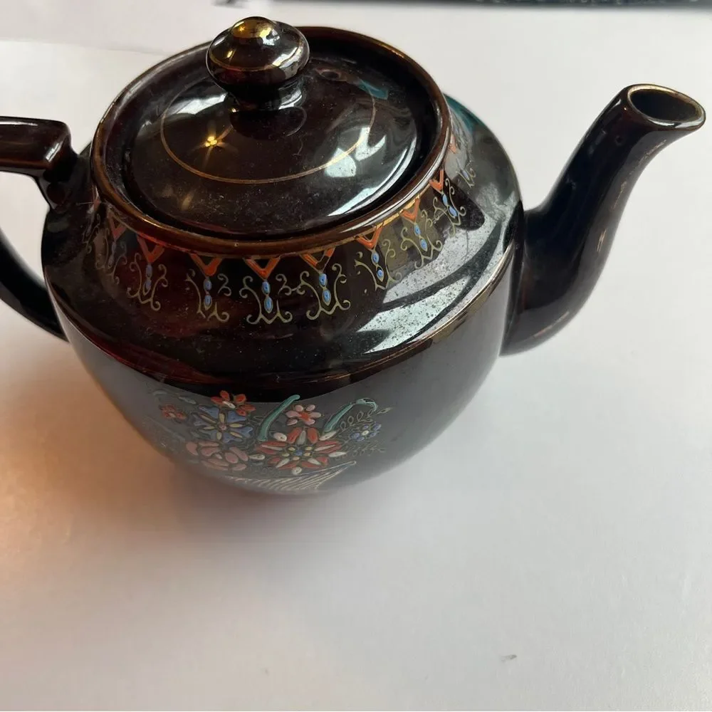 Unbranded vintage hand